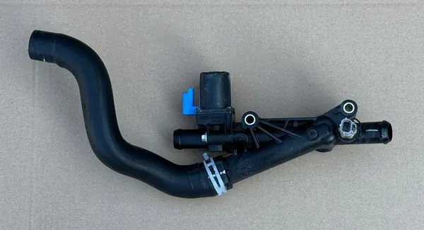 FORD 1.6 ECOBOOST Kylrör med Ventil image 2