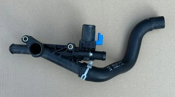 FORD 1.6 ECOBOOST Kylrör med Ventil image 3