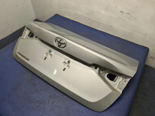 Coffre arrière Toyota SIMAR-58727-1F7 pour Corolla E21 image 7
