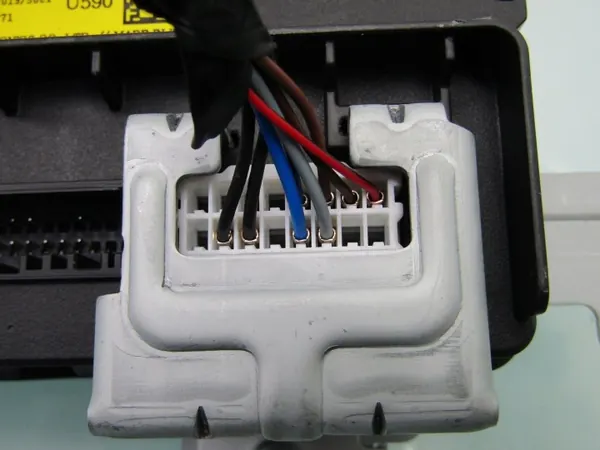 Steuermodul OEM 954D0-Q0590 Hyundai Bayon 24R image 7