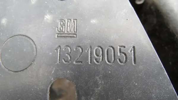 OPEL ZAFIRA B Feixe de Para-choque Traseiro 13219051 image 3