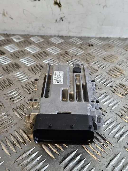 Mercedes-Benz AdBlue-besturingseenheid OEM A6429007201 image 4