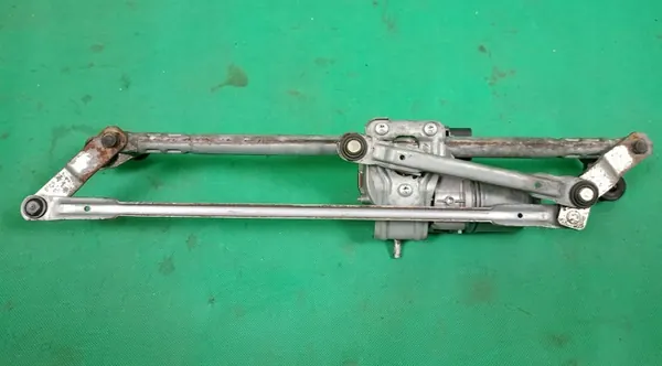 Etupyyhkijän mekanismi VW Golf V Jetta Eos image 2