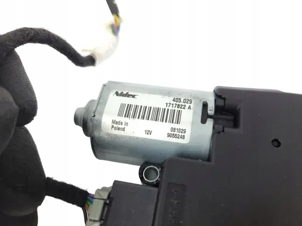 Mercedes W204 takluckemotor OEM 1717822 - Begagnad image 3