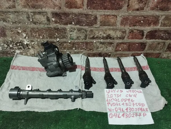 Sistema de injeção de combustível Audi A4 B8 2.0 TDI 2012 OEM 04L130277AE image 6