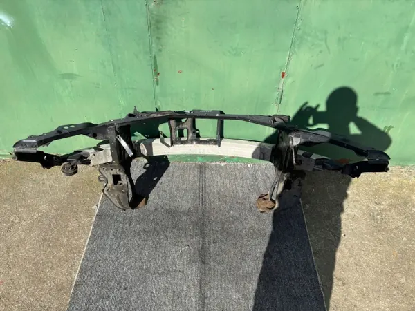 Viga de reforço dianteira OEM BAD326 para Mercedes CLS image 5