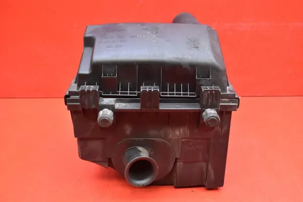 Ilmansuodattimen Kotelo VW Transporter T4 2.4 D 074129620 image 2