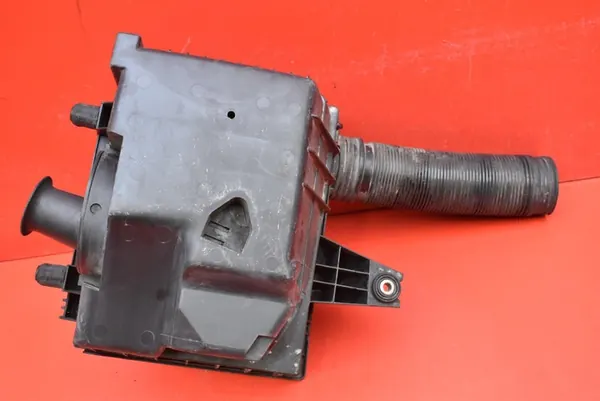 Ilmansuodattimen Kotelo VW Transporter T4 2.4 D 074129620 image 6