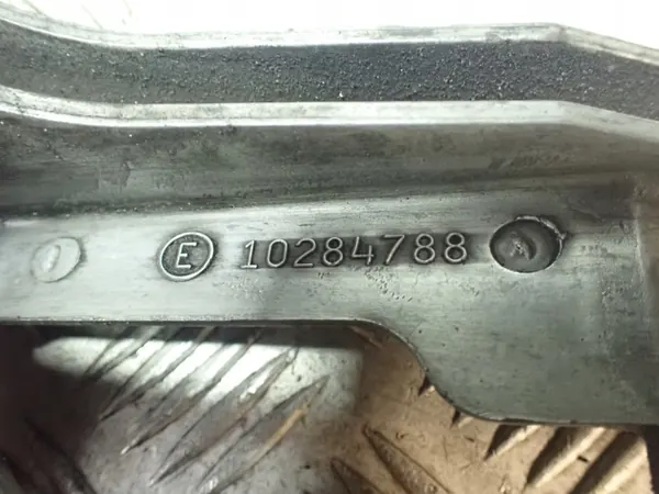 Support Pompe ABS OEM 10284788 pour Corvette C5 image 9