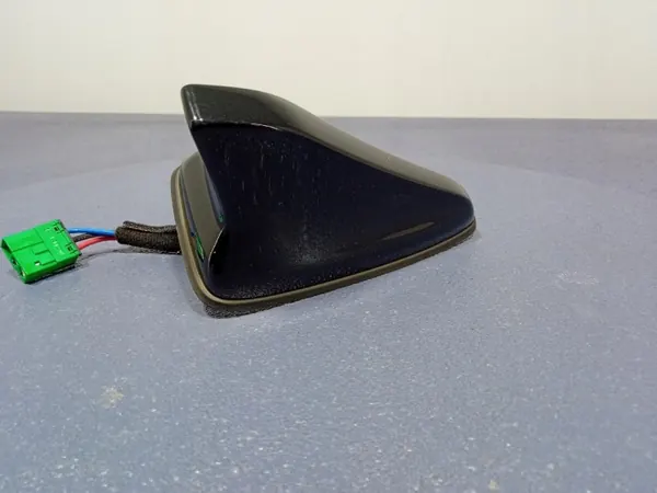 Kia Ceed III Shark Fin Antenni OEM 96210-J7700 image 4