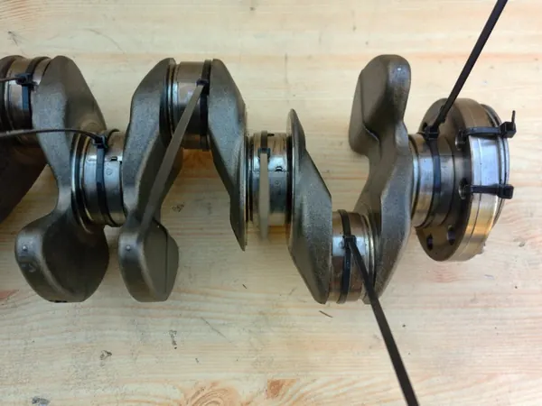GM 55565279 Vilebrequin pour Opel Astra J 1.4 Turbo image 9