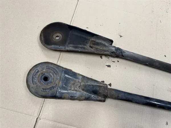 Jeu de Biellettes Stabilisateur Avant pour Renault Traffic image 3