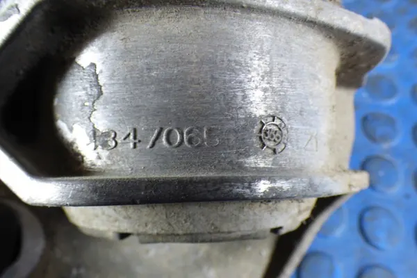 Brazo de suspensión trasera OEM 13470650 derecho image 4