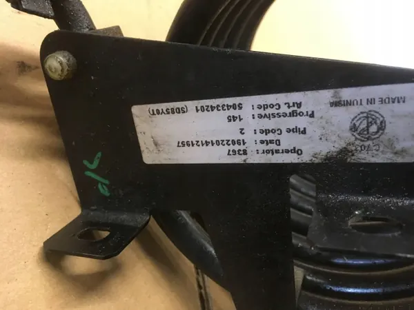 Iveco OE 504334201 Durite de Réservoir Direction image 3