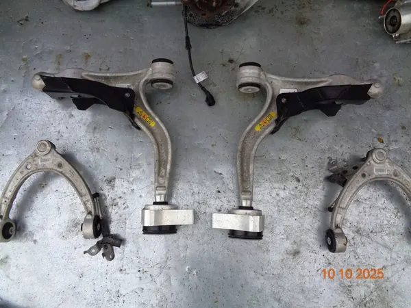 Braccio di Controllo Inferiore Destro Porsche 971407152T image 2