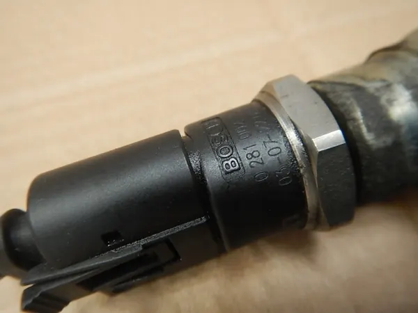 Rail d'injection Mercedes W203 W211 2.2 CDI OEM 0445214038 image 6