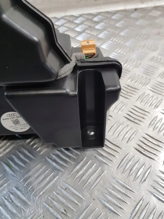 OEM 8W9035382D Subwoofer Audi A4 B9 Avantille image 6