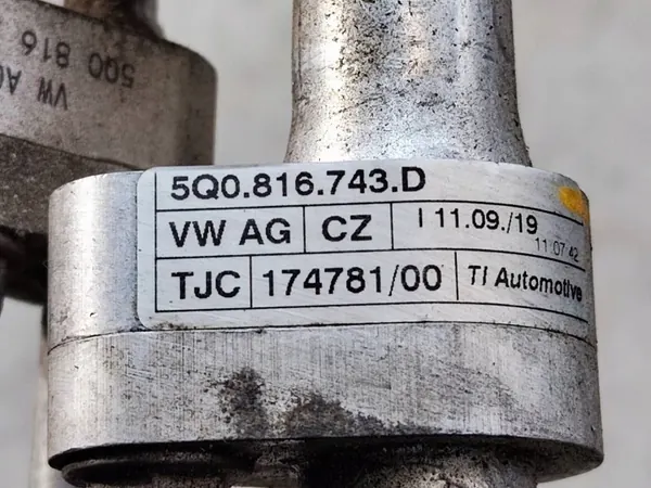 AC-sladd OEM 5Q1816738F för Skoda Superb III 2.0 TDI image 3