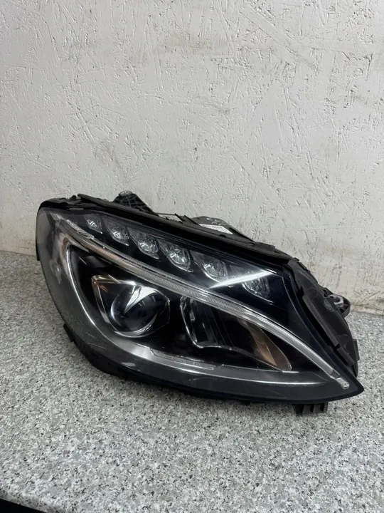 Rechter Voorlamp Mercedes C-Klasse W205 2014-2021 A 205 906 40 03 image 2