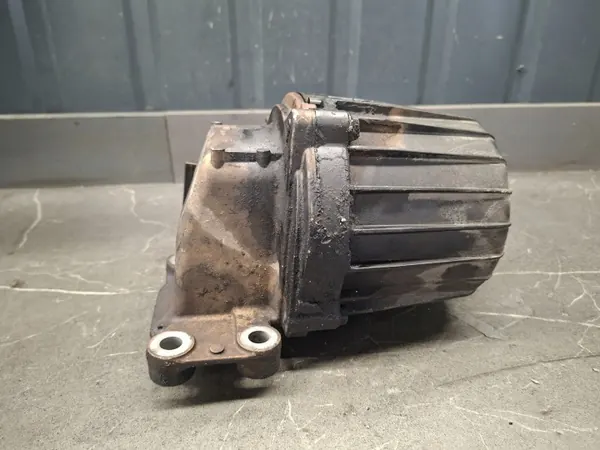 Séparateur d'huile Mercedes-Benz OEM A4720107962 Occasion image 2