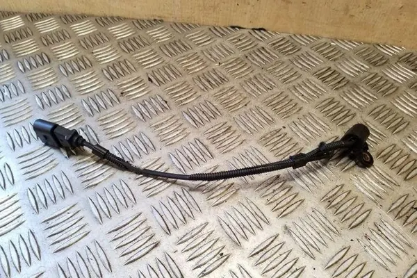 Sensor de posição do eixo de comando SKODA SUPERB II 1.6L image 3