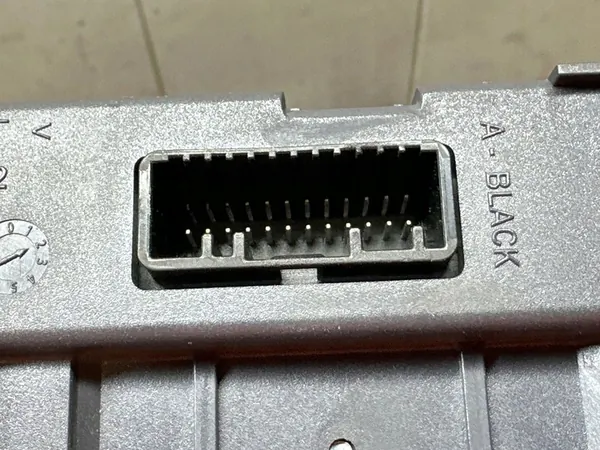 Módulo de imobilizador Renault Clio IV 285904863R image 3