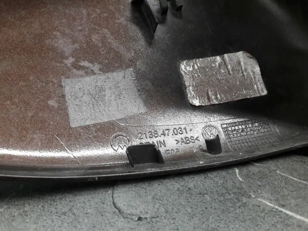 OEM 2138.47.031 Vasen peilin kotelo Golf VII image 3