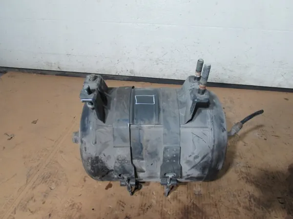 Scania ilmasäiliö OEM 1764721, 1448883 - Käytetty image 3
