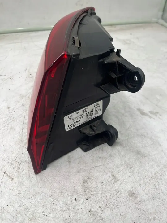 Lámpara trasera izquierda Audi A6 C7 Sedan Lift image 4