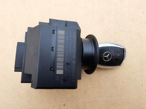 Mercedes contactsleutel OEM 2115452308 Gebruikt image 3