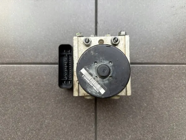 Pompe ABS Skoda Octavia Mk2 OEM 1K0907379P image 3