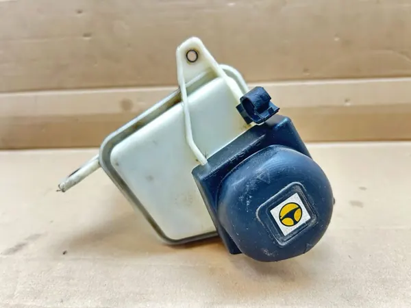 Depósito líquido direção OEM MAM69275 image 6