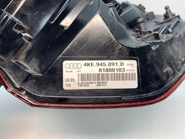 AUDI Q8 E-TRON Lámpara LED trasera izquierda 4KE945091D image 7