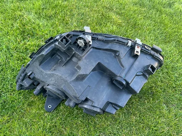 RECHTER KOPLAMP MERCEDES C-KLASSE W205 image 4