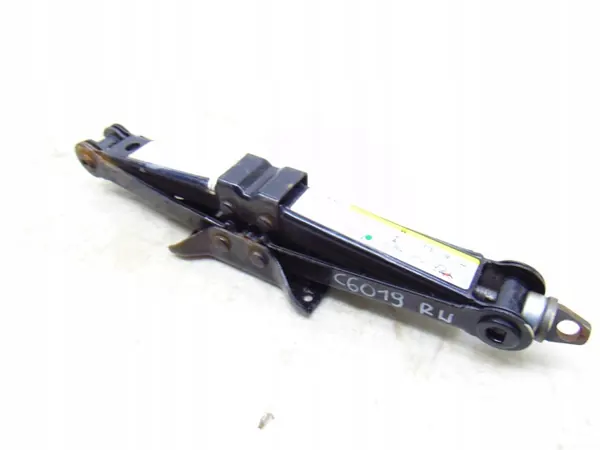 Macaco de roda VW Golf VII OEM 5Q0011031E - Usado image 2