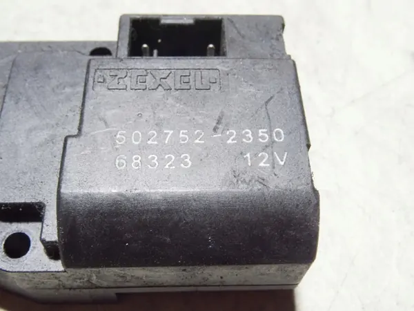Motor de compuerta Subaru OE OEM 5027522350 Forester image 3