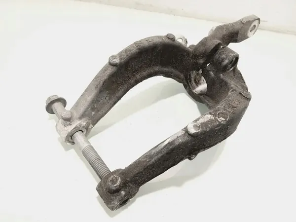 VOLVO S90 V90 Vasemman Etuiskunvaimentimen Kiinnike 31681720 image 1