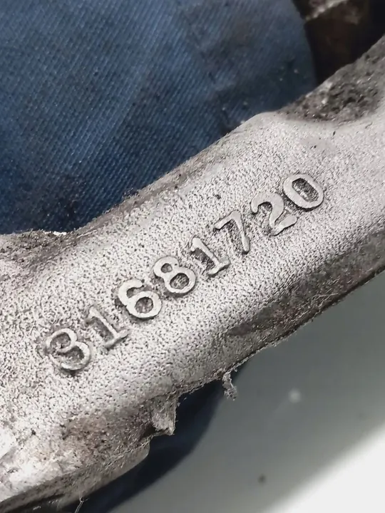 VOLVO S90 V90 Vasemman Etuiskunvaimentimen Kiinnike 31681720 image 4