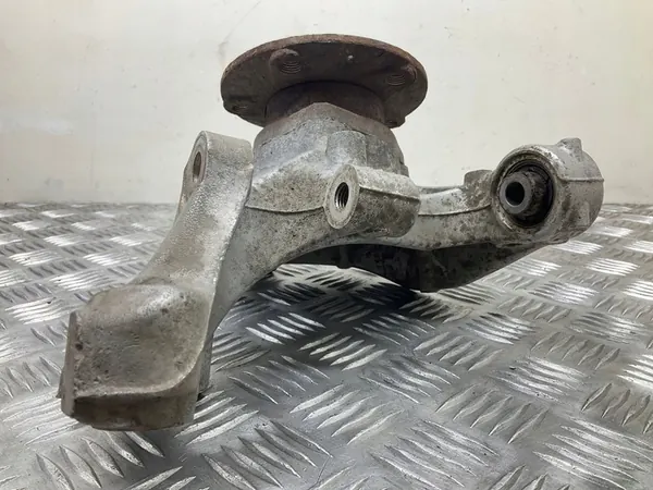 Snodo posteriore sinistro AUDI A3 SPORTBACK 2.0L benzina 5Q0505435J image 4