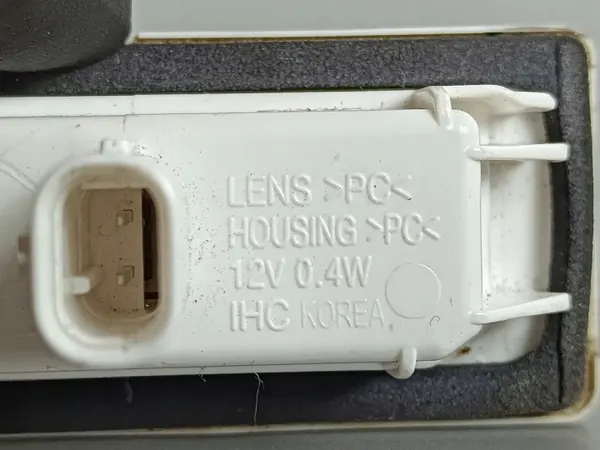 SsangYong Rexton Kennzeichenleuchte OEM FOB33513 image 5