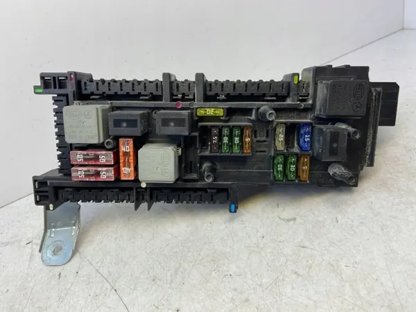 Mercedes W204 SAM Module Achter Zekeringkast OEM A2049005601 image 8