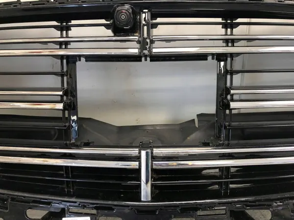 Grelha Mercedes com LED, PDC, Câmera, Radar OEM A2148806001 image 4