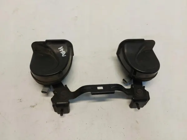 Bocina Honda HR-V OEM UCL-256-JLK01 - Usado image 2