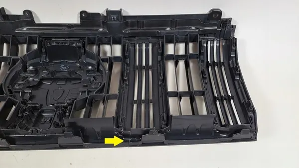 TOYOTA LAND CRUISER J150 Grill 53101-60E70 image 9