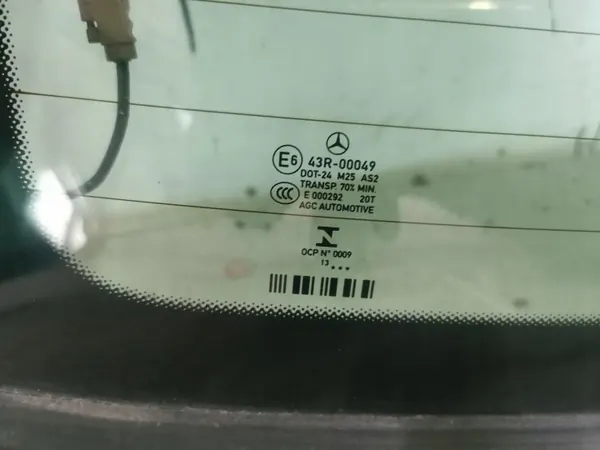 OEM-värmd bakkarossruta för Mercedes E-klass W212 Sedan image 8