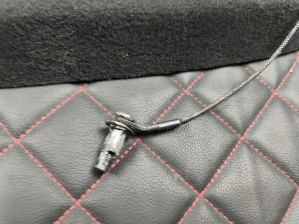 OEM 85930-2R000 Taka Tavaratilan Hylly Hyundai i30 07-12 image 6