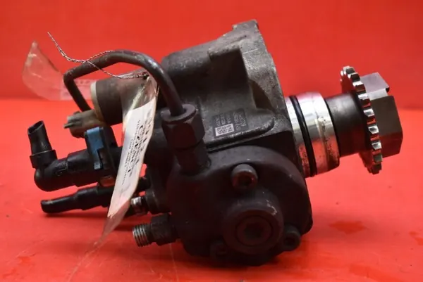 Bomba de inyección OEM 55490709 para Opel Astra 1.6 CDTI image 3