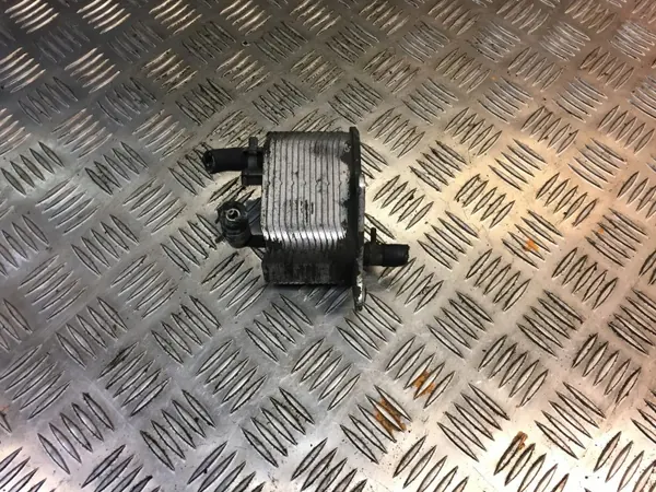Refroidisseur d'huile Mercedes OEM A6110780079 W210 2.2 CDI image 2