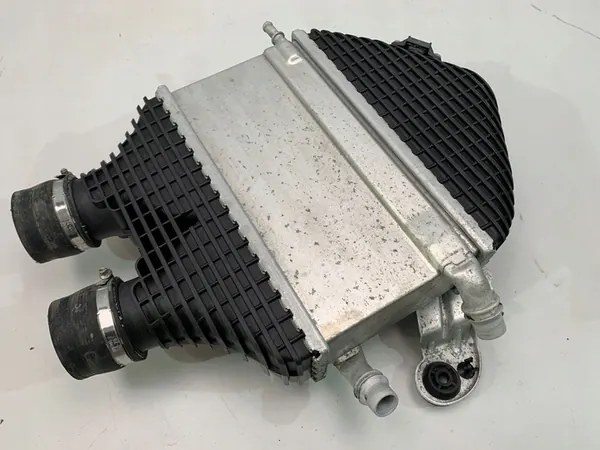 BMW M2 M3 M4 F80 F82 F83 F87 Intercooler image 4