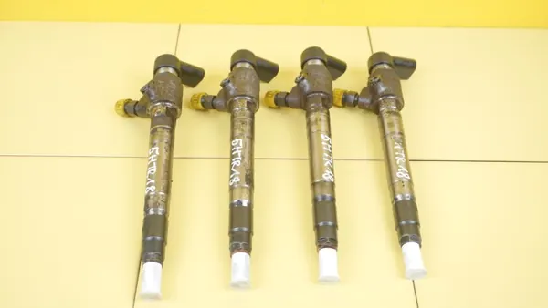 Injector Ford OE BK2Q-9K546-AC para Transit MK7 image 2